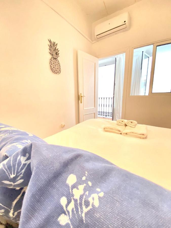 Comfortable Studio Old Town, Parking Optional Seville Ngoại thất bức ảnh