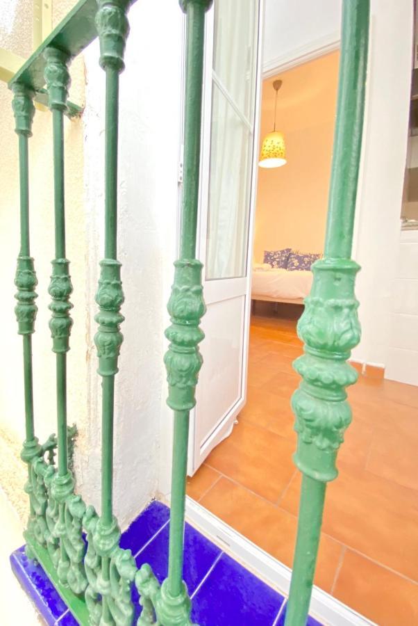 Comfortable Studio Old Town, Parking Optional Seville Ngoại thất bức ảnh
