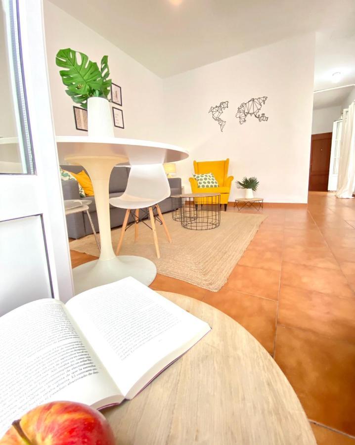 Comfortable Studio Old Town, Parking Optional Seville Ngoại thất bức ảnh