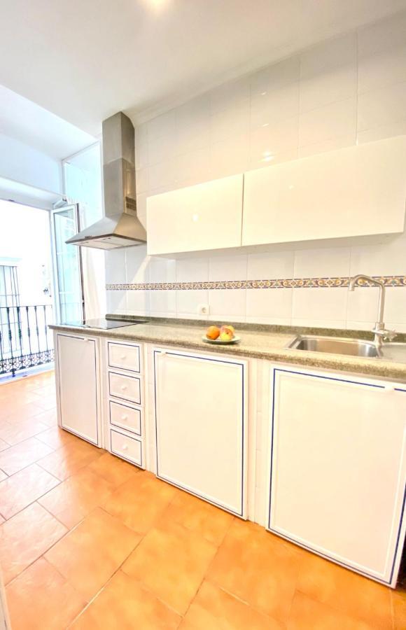 Comfortable Studio Old Town, Parking Optional Seville Ngoại thất bức ảnh